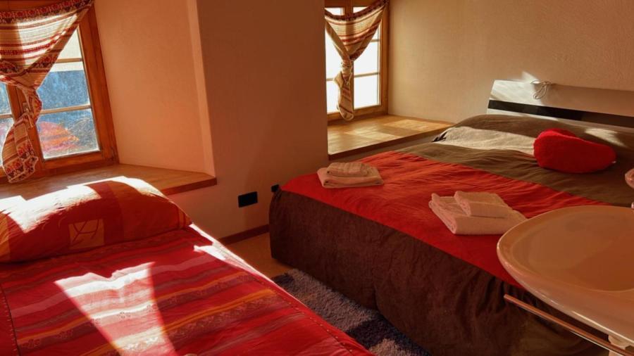 Chasa Crusch Hotel Sent Eksteriør billede